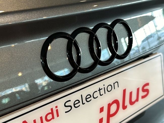 Audi Q3 Q3 BLACK LIMITED S-TRONIC 35TDI 150CV SB  - Foto 21