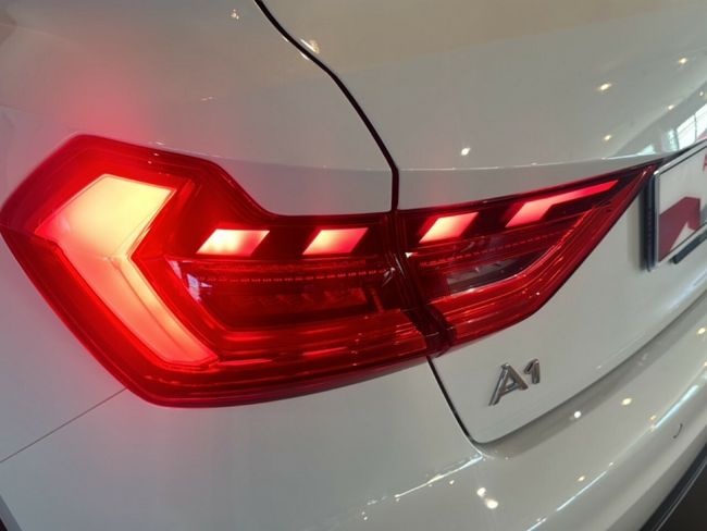 Audi A1 ADRENALIN EDITION S-TRONIC 30TFSI 116CV SB  - Foto 18