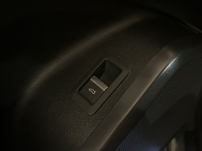 Audi Q5 2.0 40 TDI S TRONIC QUATTRO BLACK LINE 5P  - Foto 17