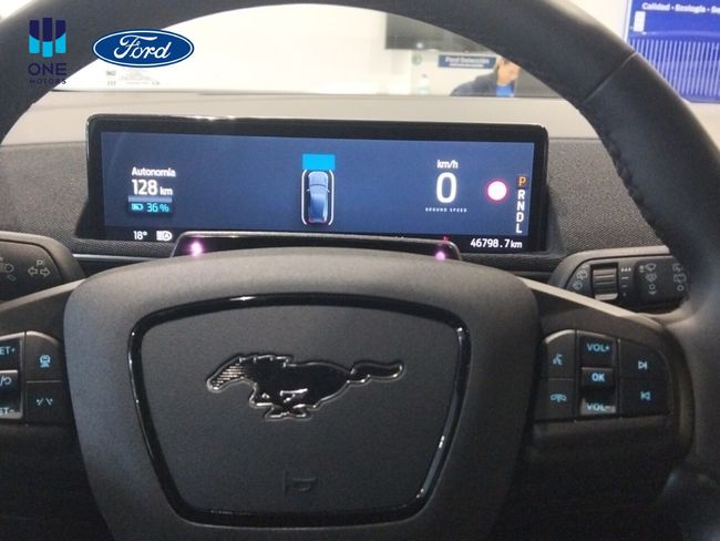 Ford Mustang BEV 76KWH 268PS AUTO STANDARD RANGE 5P  - Foto 9