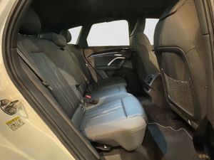 Audi Q5 LAUNCH EDITION S-TRONIC 2.0D 204CV  - Foto 8