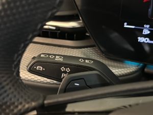 Audi Q5 LAUNCH EDITION S-TRONIC 2.0D 204CV  - Foto 10