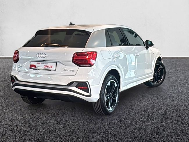 Audi Q2 ADRENALIN 30TFSI 110CV  - Foto 5