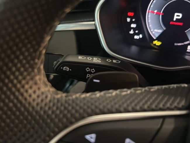 Audi Q3 2.0 35 TDI 110KW S TRONIC GENUINE ED. 5P  - Foto 11