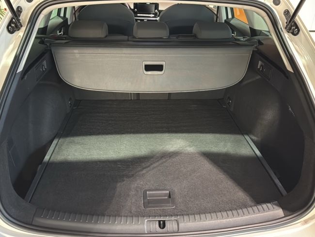 Seat Leon SPROTSTOURER STYLE 10TSI 110CV  - Foto 8