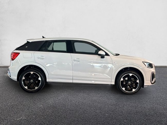 Audi Q2 GENUINE EDITION S-TRONIC 1.5 150CV  - Foto 4