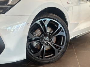 Audi A3 GENUINE EDITION S-TRONIC 40TFSI 204CV SB  - Foto 5