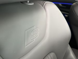 Audi A6 AVANT S-TRONIC 45TFSI 265CV  - Foto 17