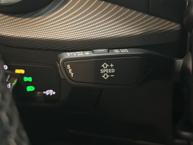 Audi Q2 BLACK LINE 35TFSI 150CV  - Foto 13