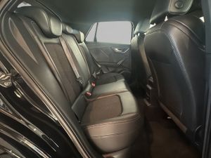 Audi Q2 BLACK LINE 35TFSI 150CV  - Foto 9