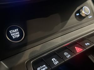 Audi Q3 S TRONIC BLACK LINE AUTO 35TDI 2.0 150CV  - Foto 16