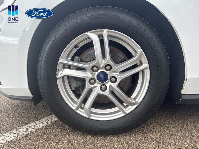 Ford Focus SPORTBREAK TITANIUM 1.0 ECOBOOST 125 CV  - Foto 16