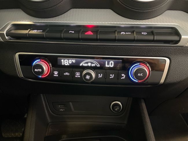 Audi Q2 SPORT S-TRONIC 30TFSI 1.5 150CV  - Foto 13