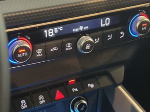 Audi A1 S TRONIC ADRENALIN EDITION 30TFSI 1.0 116CV SB  - Foto 13