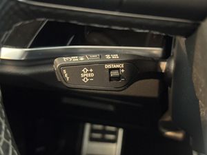Audi Q3 S TRONIC BLACK LINE 35TDI AUTOM 2.0 150CV  - Foto 10