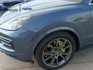 Porsche Cayenne E-Hybrid 340 kW (462 CV)  - Foto 6