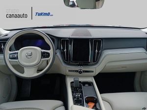 Volvo XC60 B5 G MHEV Essential AWD Auto 184 kW (250 CV)  - Foto 7
