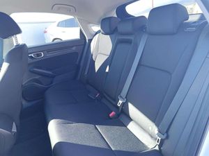 Honda Civic 2.0 i-MMD Elegance CVT 135 kW (184 CV)  - Foto 9