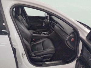 Jaguar XF 2.0D R-Sport Auto 4WD 132 kW (180 CV)  - Foto 8