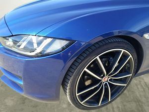 Jaguar XE 2.0 Diesel Portfolio RWD Auto 132 kW (180 CV)  - Foto 6