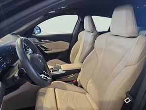 BMW iX2 eDrive20 150 kW (204 CV)  - Foto 13