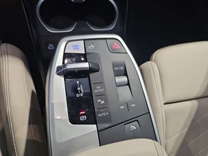 BMW iX2 eDrive20 150 kW (204 CV)  - Foto 21