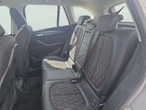 BMW X1 sDrive18i 103 kW (140 CV)  - Foto 9