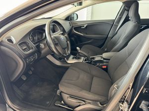 Volvo V40 D2 MOMENTUM 116CV   - Foto 17