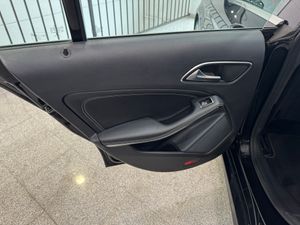 Mercedes Clase CLA CLA 200D SPORT   - Foto 34