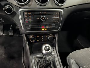 Mercedes Clase CLA CLA 200D SPORT   - Foto 26