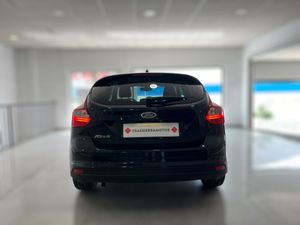 Ford Focus Titanium   - Foto 14