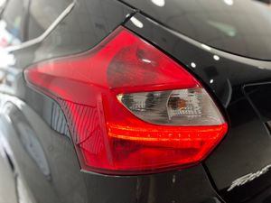 Ford Focus Titanium   - Foto 40