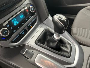 Ford Focus Titanium   - Foto 34