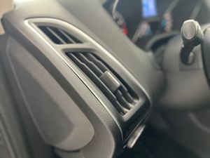 Ford Focus Titanium   - Foto 30