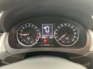 Skoda Rapid 1.6 TDI AMBITION 1.6 TDI  - Foto 38