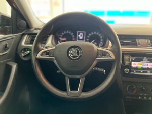 Skoda Rapid 1.6 TDI AMBITION 1.6 TDI  - Foto 19