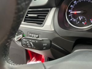 Skoda Rapid 1.6 TDI AMBITION 1.6 TDI  - Foto 26