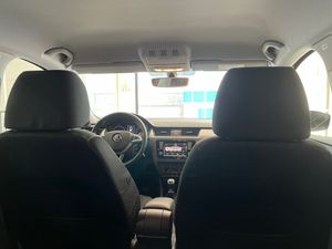 Skoda Rapid 1.6 TDI AMBITION 1.6 TDI  - Foto 23