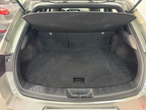 Lexus UX 250h Hybrid Premium   - Foto 18