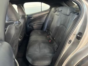 Lexus UX 250h Hybrid Premium   - Foto 61
