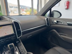 Porsche Cayenne Turbo 500cv   - Foto 50