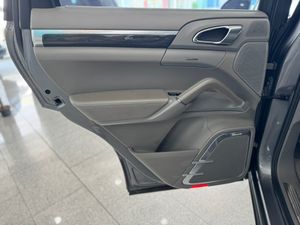 Porsche Cayenne Turbo 500cv   - Foto 74