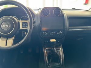 Jeep Compass 2.2 CRD 163CV LIMITED 4X4   - Foto 30