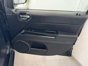 Jeep Compass 2.2 CRD 163CV LIMITED 4X4   - Foto 58