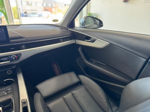Audi A4 AVANT 2.0 TDI SPORT S-TRONIC   - Foto 28