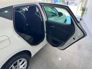 Seat Leon 2.0 TDI STYLE GO 2021   - Foto 54