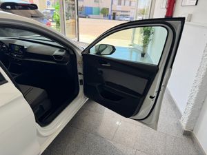 Seat Leon 2.0 TDI STYLE GO 2021   - Foto 58