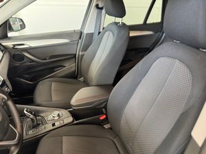 BMW X1 18D sDRIVE 150CV  AUTOMÁTICO ADVANTAGE RESTYLING   - Foto 29