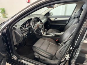 Mercedes Clase C BREAK AVANTGARDE 2.2 200d 136cv   - Foto 26
