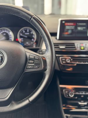 BMW Serie 2 Gran Tourer 218d Advantage 150cv  - Foto 31